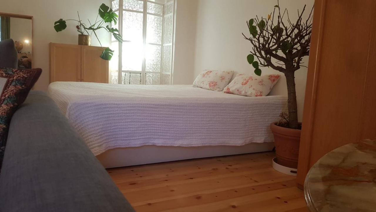 Fewo Garten - Eigener Eingang- Wlan-Parkplatz,Netflix, Terrasse,Doppelbett Und Schlafcouch Oberhausen  Buitenkant foto